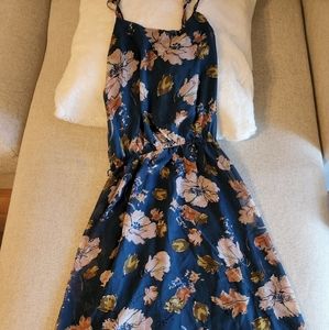 Forever 21 floral adjustable dress size M